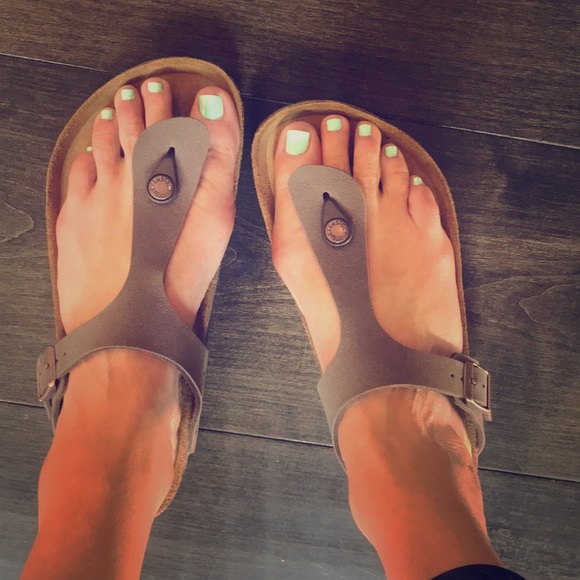 birkenstock gizeh size 39